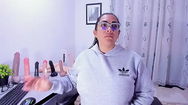 MelissaaCortes online show from 02/17/26, 01:07