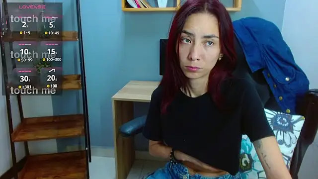 Erika Stevens online show from 12/18/24, 05:48