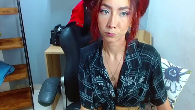 Erika Stevens online show from 12/27/24, 10:48