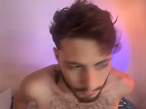 axel giracr online show from 12/23/24, 08:14