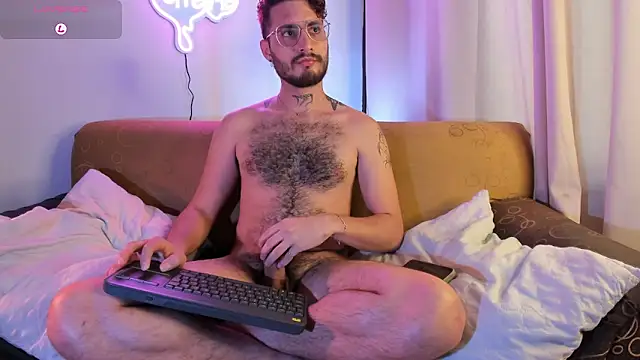 axel giracr online show from 12/21/25, 07:10