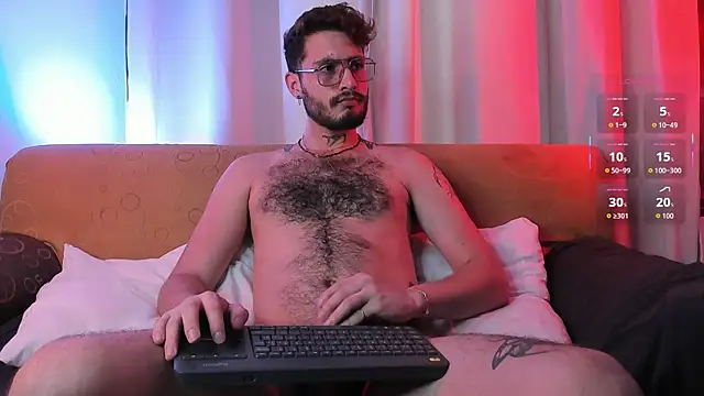 Snapshot of axel_giracr chatting on 01/17/26, 08:56 axel giracr online show from 01/17/26, 08:56