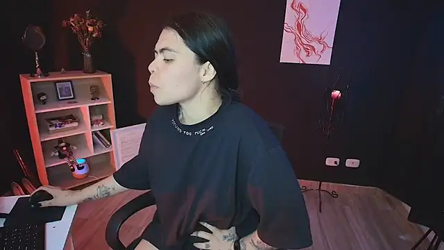 Snapshot of _WednesdayFriday_ chatting on 12/03/24, 10:07  WednesdayFriday  online show from 12/03/24, 10:07