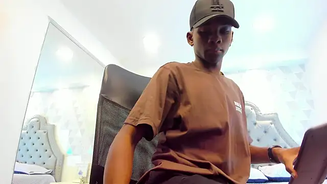 JacksonMuller  online show from 12/13/24, 02:05