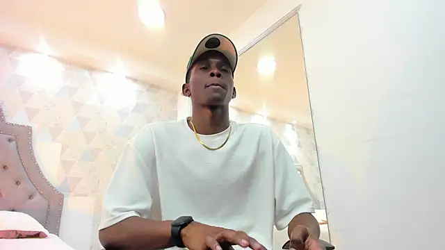 JacksonMuller  online show from 01/31/25, 02:17