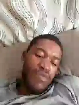 Snapshot of Gold_Digger86 chatting on 01/03/25, 09:25 Gold Digger86 online show from 01/03/25, 09:25