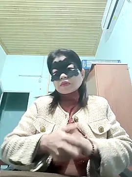 Anna Toy19 online show from 11/28/25, 12:13