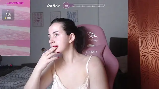 Snapshot of SweetieKendl chatting on 02/23/25, 11:36 SweetieKendl online show from 02/23/25, 11:36