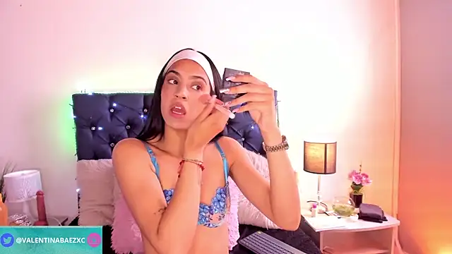 Snapshot of valentinabaez chatting on 01/21/25, 03:43 valentinabaez online show from 01/21/25, 03:43