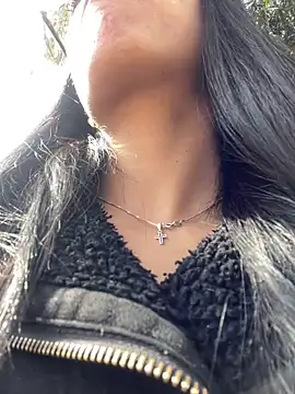 Snapshot of valentinabaez chatting on 02/14/25, 02:33 valentinabaez online show from 02/14/25, 02:33