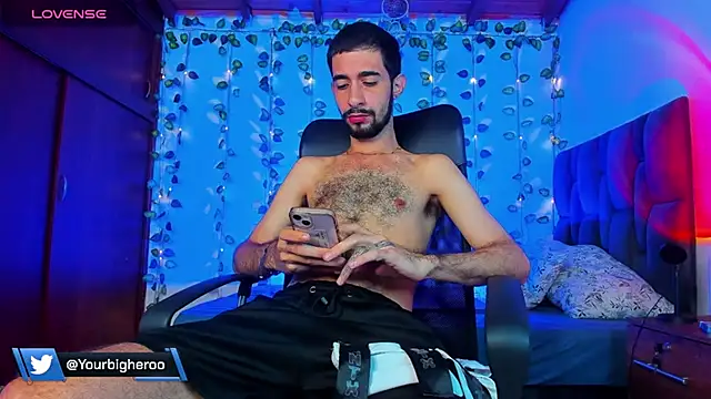 Snapshot of Your__hero1 chatting on 02/19/25, 08:31 Your  hero1 online show from 02/19/25, 08:31