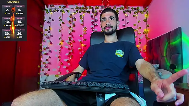 Snapshot of Your__hero1 chatting on 02/20/25, 03:08 Your  hero1 online show from 02/20/25, 03:08