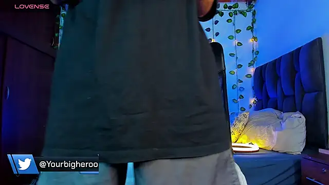 Snapshot of Your__hero1 chatting on 03/17/25, 02:23 Your  hero1 online show from 03/17/25, 02:23