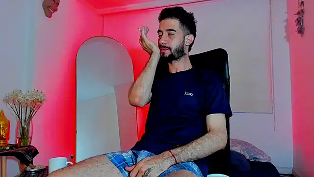 Snapshot of Your__hero1 chatting on 10/16/25, 10:49 Your  hero1 online show from 10/16/25, 10:49