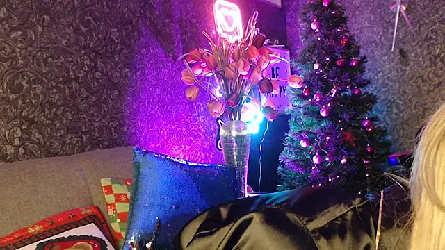 EvelinaGrey online show from 12/29/24, 10:34