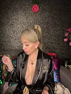 EvelinaGrey online show from 01/04/25, 07:34