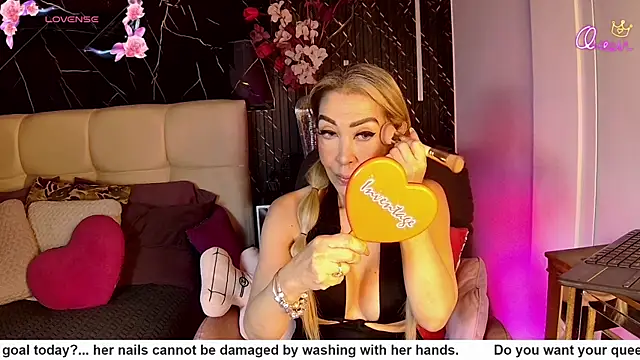 EvelinaGrey online show from 05/15/26, 10:11