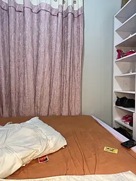 hot daily online show from 11/08/25, 12:00