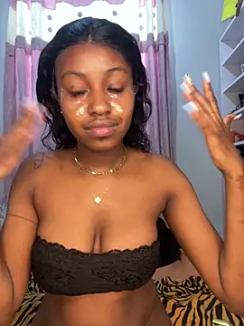 hot daily online show from 11/22/25, 01:43