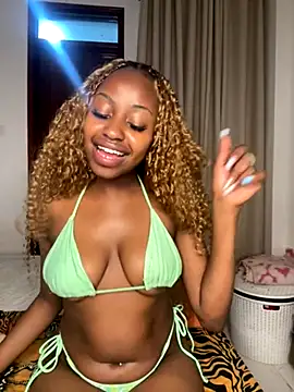 hot daily online show from 12/03/25, 12:07