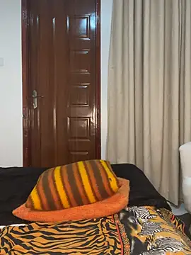 hot daily online show from 07/10/26, 06:07