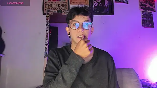 Snapshot of koddy_0 chatting on 06/19/26, 12:37 koddy 0 online show from 06/19/26, 12:37