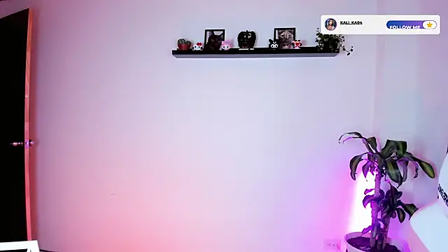 Snapshot of kali_ka_ chatting on 11/12/25, 06:19 kali ka online show from 11/12/25, 06:19