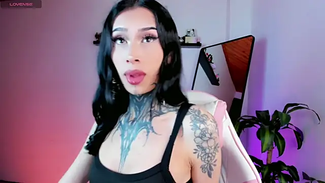 Snapshot of kali_ka_ chatting on 04/14/26, 08:26 kali ka online show from 04/14/26, 08:26