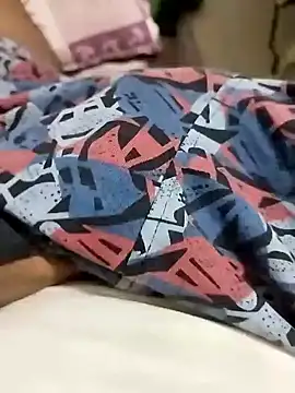 Snapshot of findmemylove chatting on 12/28/24, 07:01 findmemylove online show from 12/28/24, 07:01