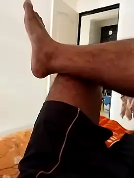 Snapshot of findmemylove chatting on 01/25/25, 08:31 findmemylove online show from 01/25/25, 08:31