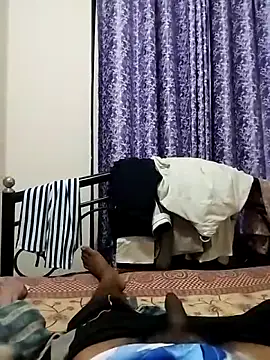 Snapshot of findmemylove chatting on 09/25/25, 08:12 findmemylove online show from 09/25/25, 08:12