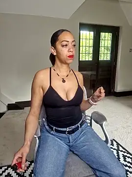 Snapshot of QueenTricks1 chatting on 04/16/26, 08:59 QueenTricks1 online show from 04/16/26, 08:59