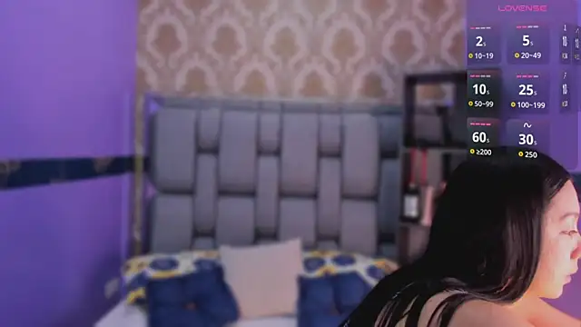 Lila Pinky online show from 11/28/25, 12:41