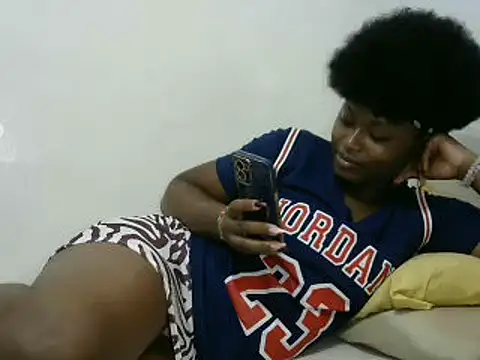 slender-qwene online show from 03/04/25, 08:24