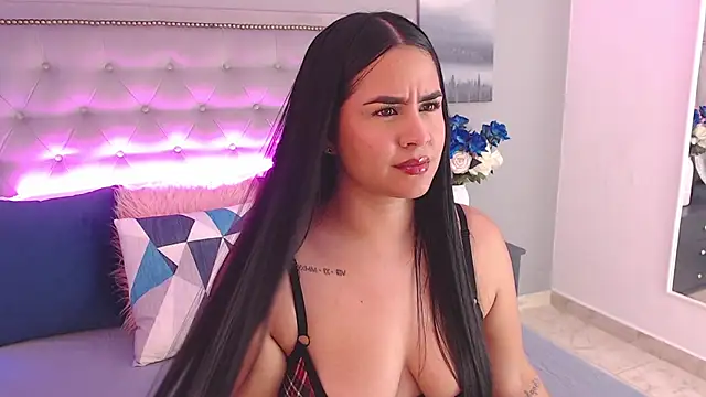 Snapshot of KattyPortman chatting on 12/03/24, 04:14 KattyPortman online show from 12/03/24, 04:14