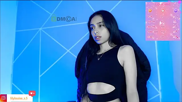 Snapshot of lilylouisee chatting on 03/15/26, 11:22 lilylouisee online show from 03/15/26, 11:22