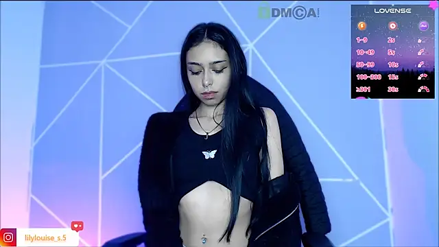 Snapshot of lilylouisee chatting on 03/27/26, 03:56 lilylouisee online show from 03/27/26, 03:56