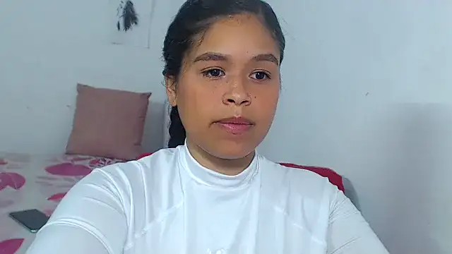 Hazel donna online show from 02/06/26, 03:22