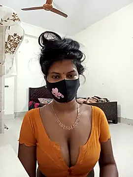 Snapshot of Anusri- chatting on 12/16/25, 10:31 Anusri- online show from 12/16/25, 10:31