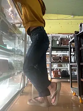 Snapshot of Rosa_998 chatting on 10/29/25, 01:41 Rosa 998 online show from 10/29/25, 01:41