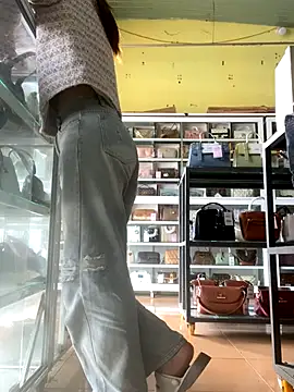 Snapshot of Rosa_998 chatting on 11/24/25, 01:16 Rosa 998 online show from 11/24/25, 01:16