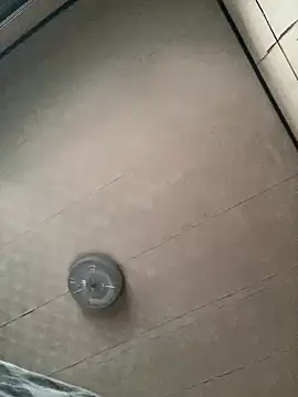 Snapshot of Beijing2000 chatting on 02/08/25, 12:49 Beijing2000 online show from 02/08/25, 12:49