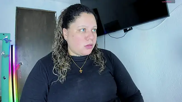 mariana maze online show from 12/03/24, 03:41