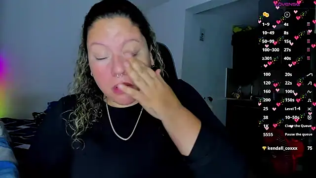 mariana maze online show from 02/07/25, 07:07