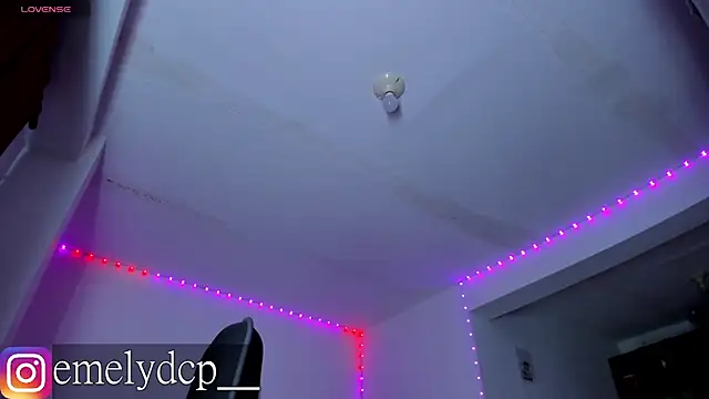 mariana maze online show from 10/04/25, 07:28