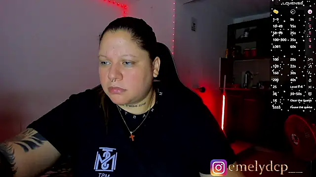 Snapshot of mariana_maze chatting on 04/30/26, 08:31 mariana maze online show from 04/30/26, 08:31
