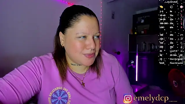 Snapshot of mariana_maze chatting on 06/05/26, 06:31 mariana maze online show from 06/05/26, 06:31