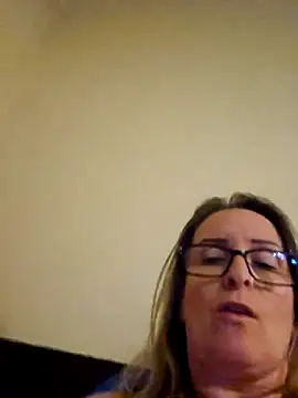 Snapshot of Steffi45 chatting on 03/10/25, 07:40 Steffi45 online show from 03/10/25, 07:40