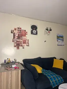 Aisharahma254 online show from 10/21/25, 07:53