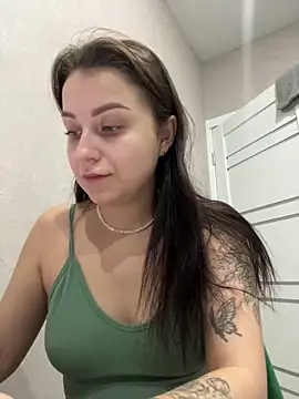 Snapshot of ellie_ssexy chatting on 12/22/24, 08:58 ellie ssexy online show from 12/22/24, 08:58